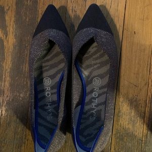 ROTHY’S black and silver metallic points size 8.5
